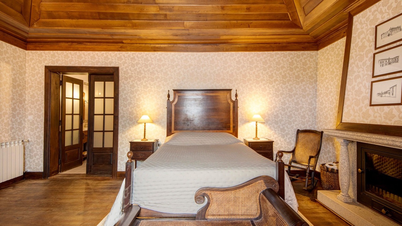 Photo of Bedroom in Moimenta da Beira