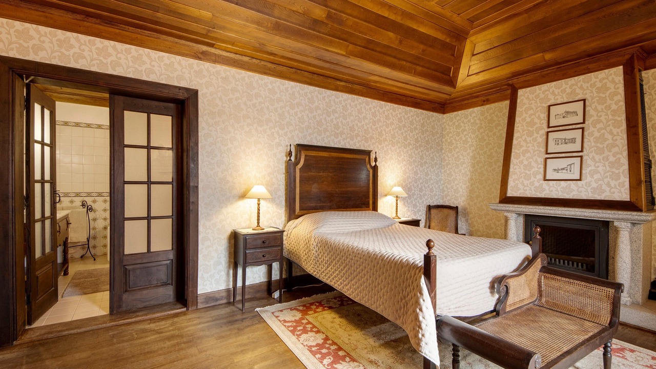 Photo of Bedroom in Moimenta da Beira