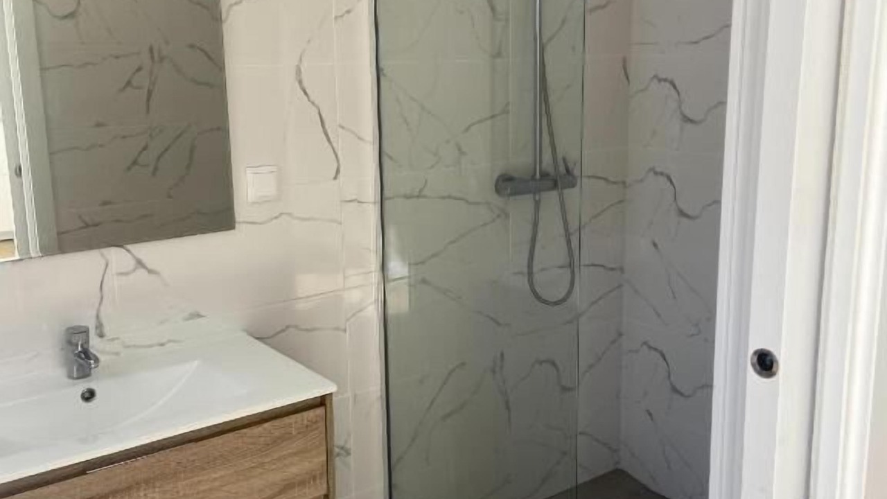 Photo of Bathroom in Falfosa