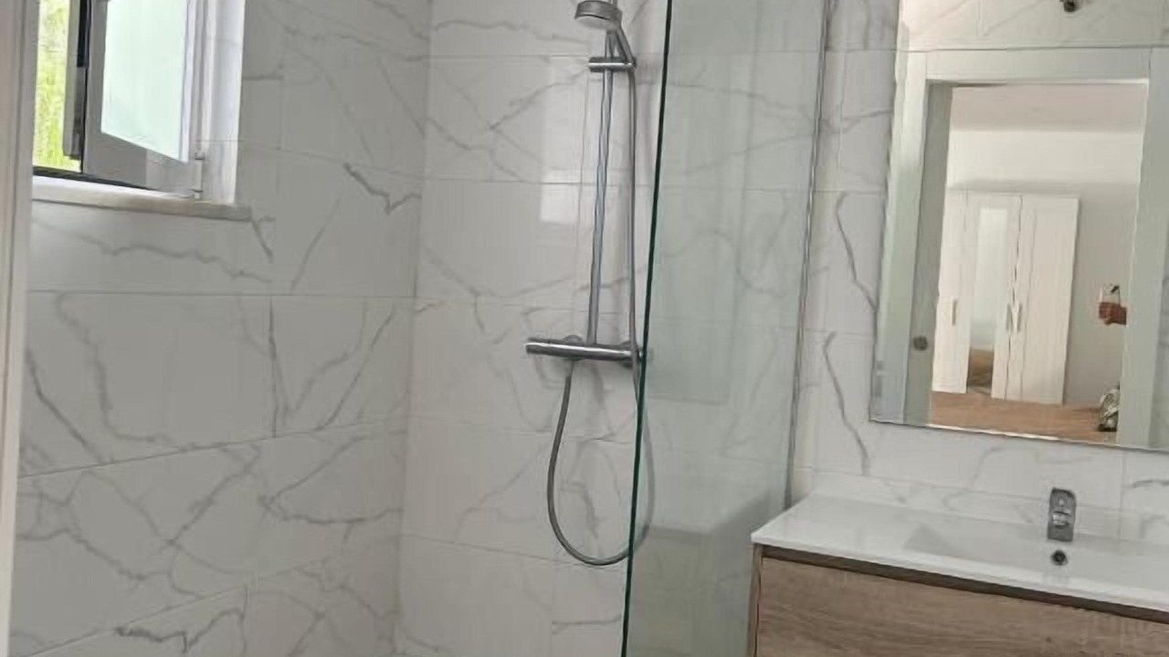 Photo of Bathroom in Falfosa