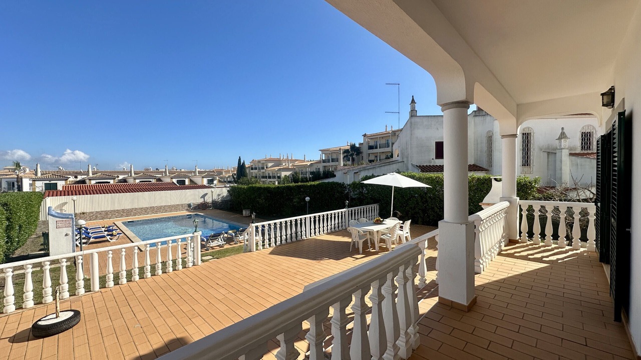Photo of Patio Balcony in Olhos D'Agua