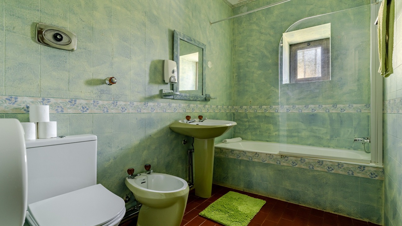 Photo of Bathroom in Cossourado