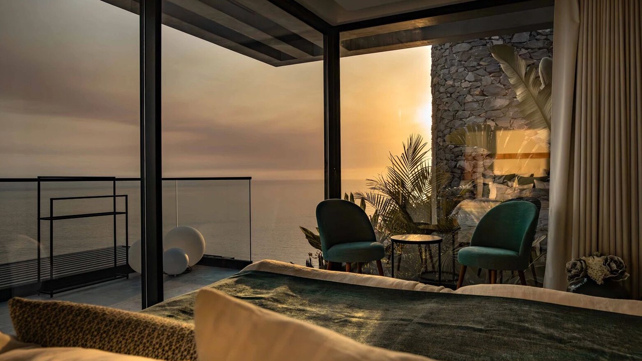 Photo of Bedroom in Calheta
