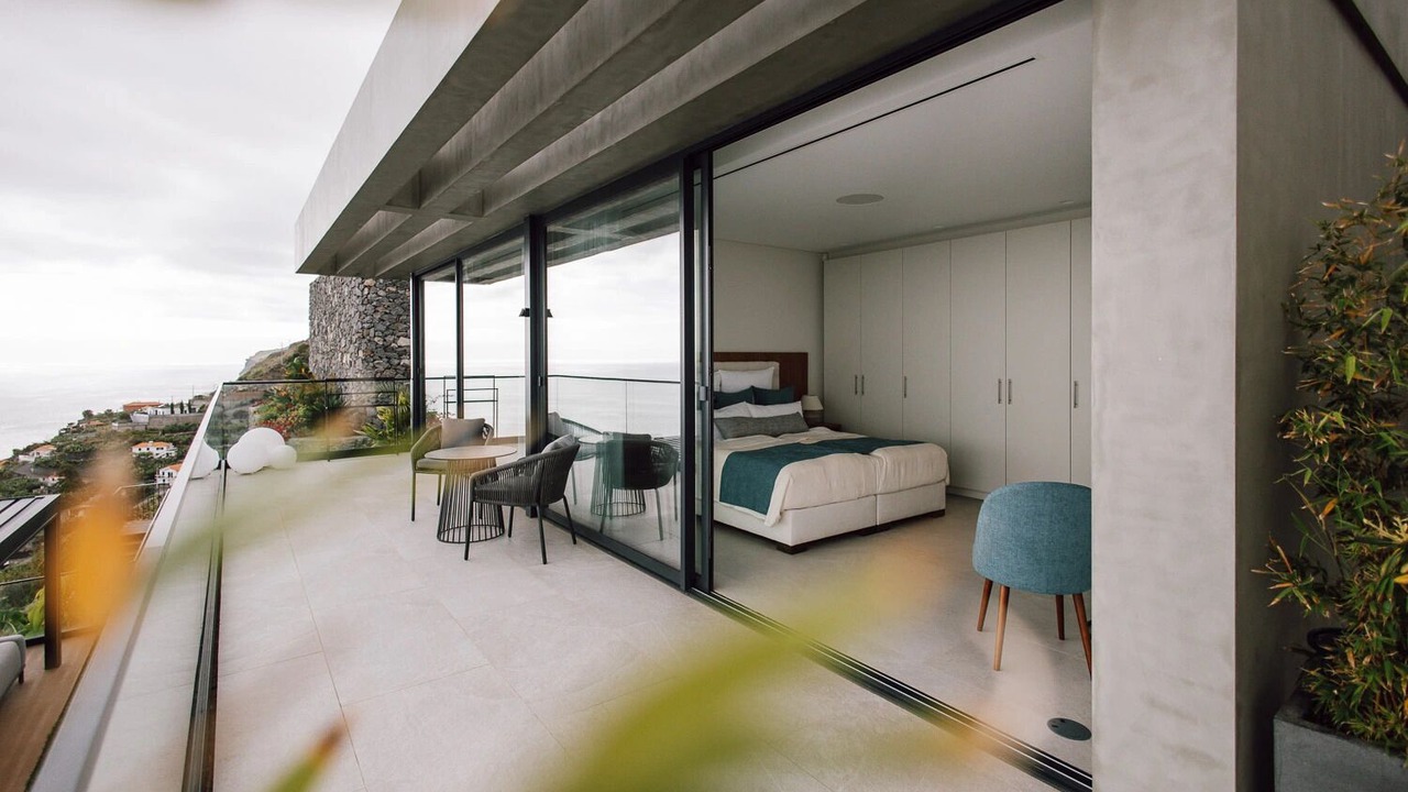 Photo of Bedroom in Calheta