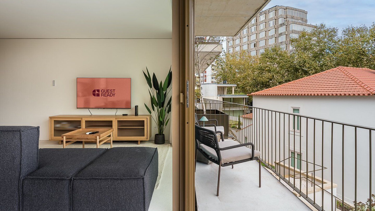 Photo of Livingroom in Lordelo do Ouro e Massarelos