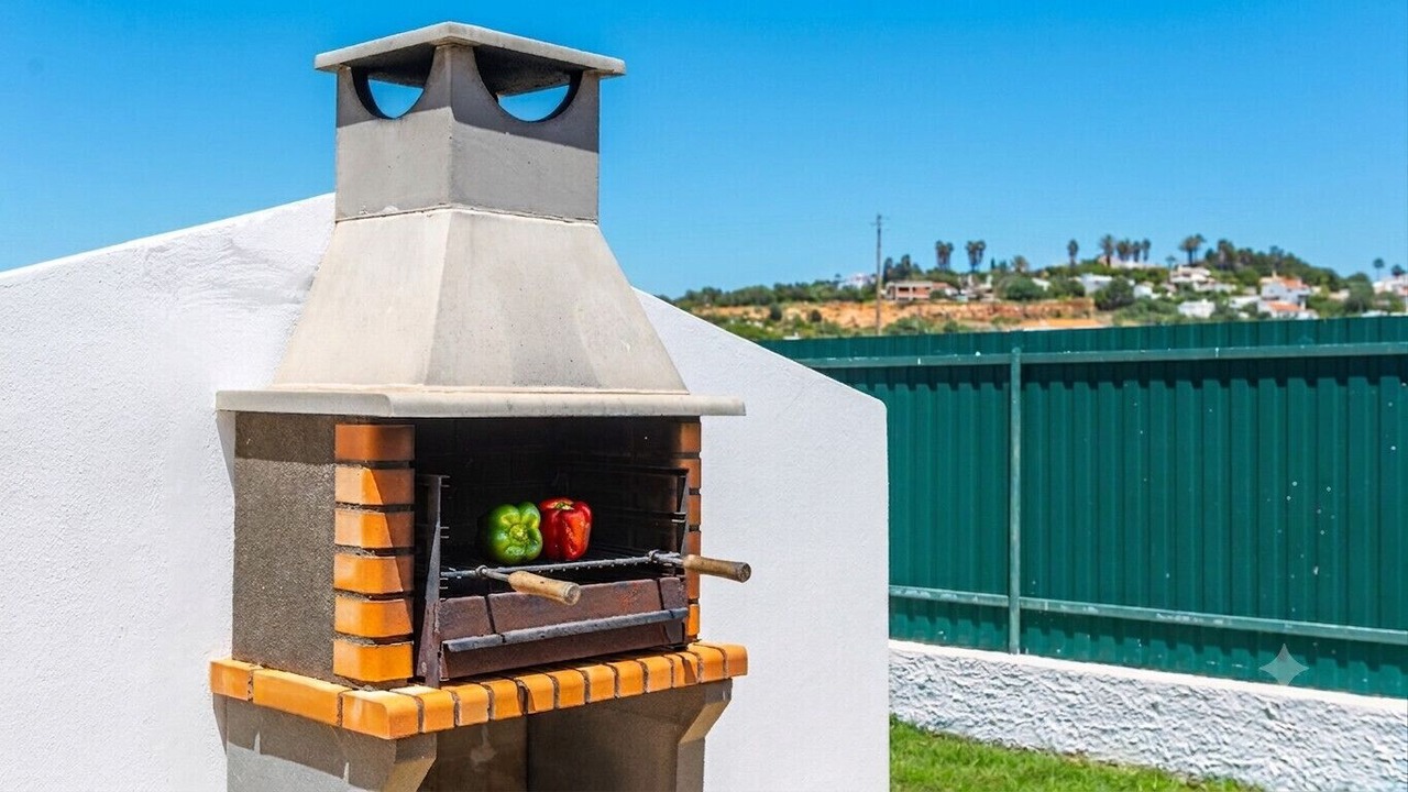 Photo of Outdoor in Patroves