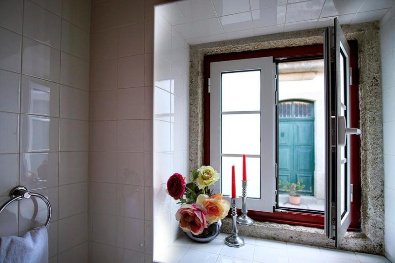 Photo of Bathroom in Monsanto