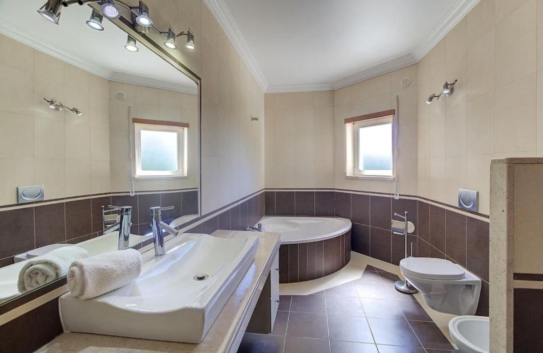 Photo of Bathroom in Quinta do Lago