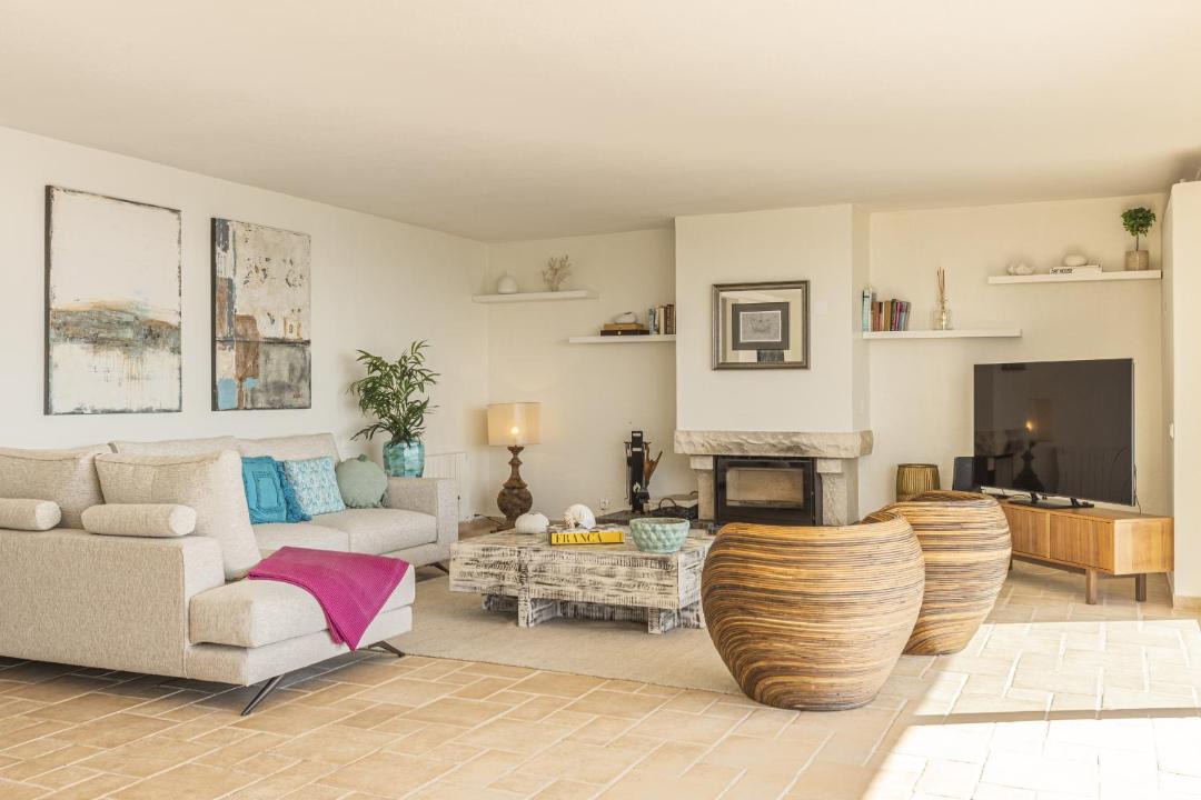 Photo of Livingroom in Monserrate