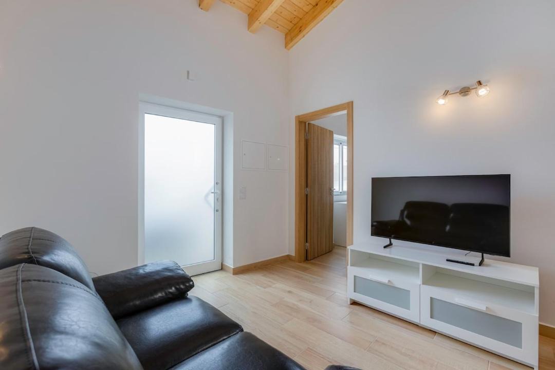 Photo of Livingroom in Almadena