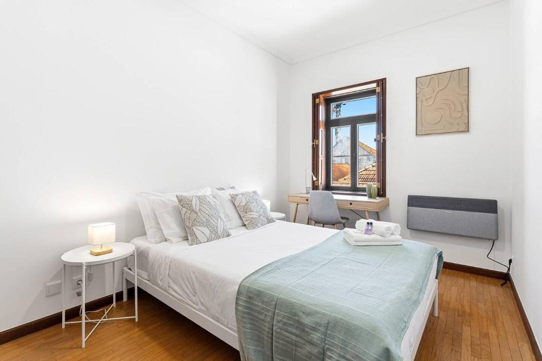 Photo of Bedroom in Aveiro