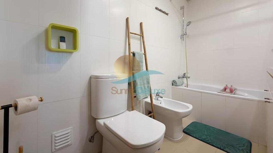 Photo of Bathroom in Peneco Beach