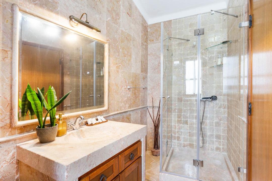 Photo of Bathroom in Mendiga
