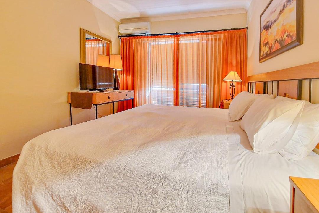 Photo of Bedroom in Alporchinhos