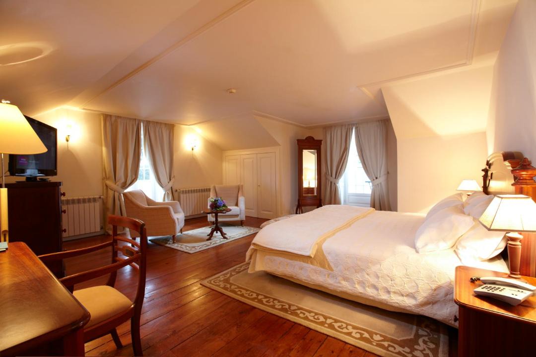 Photo of Bedroom in Santo da Serra