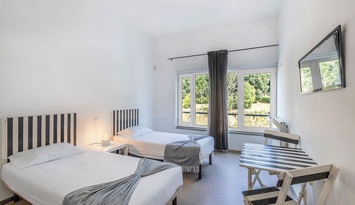 Twin Room, Private Bathroom