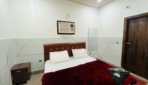 Deluxe Room, City View