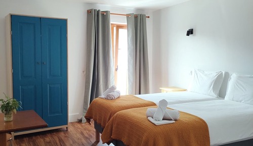 Comfort Double or Twin Room, Ensuite, Valley View