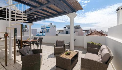 Superior One-Bedroom Apartment with Balcony