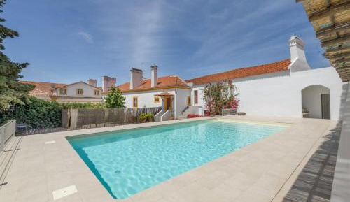 Villa with Garden View