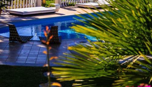 Deluxe Villa