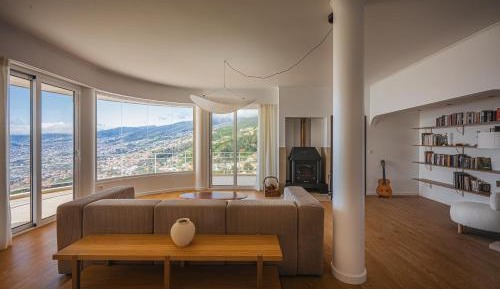 Villa with Sea View