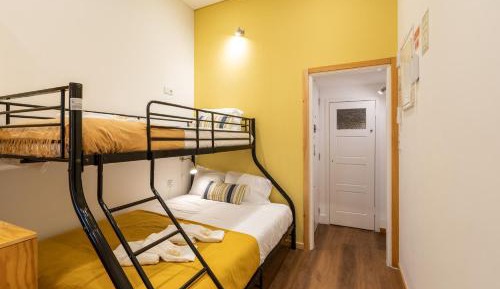 Studio with bunk bed and Pool View - Ground Floor
