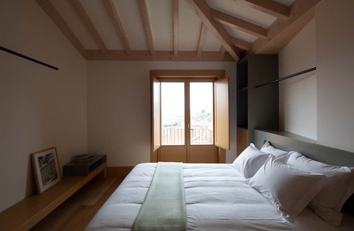 Centro / Baixa House | Na Travessa Suítes