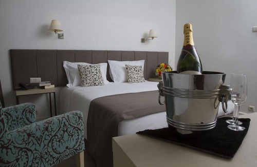 Mafamude Hotel | Hotel Black Tulip - Porto Gaia