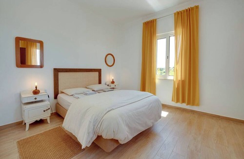 Guia House | Quinta Coelho