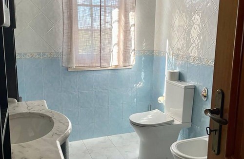 Torres Vedras House | Quarto Twin com Varanda
