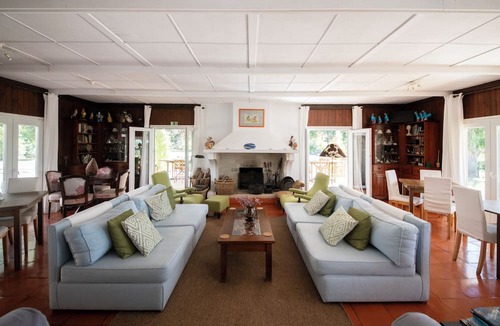 Castelo House | Casal do Frade