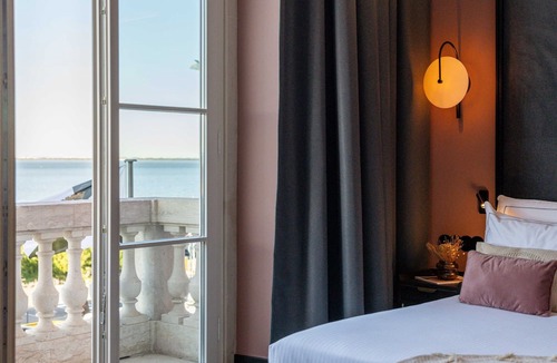 Santa Engracia Hotel | The Editory Riverside Hotel, an Historic Hotel