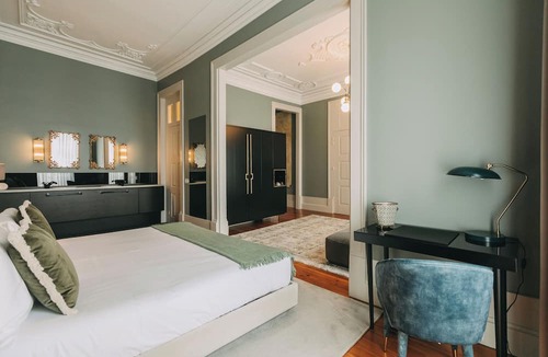 Guimaraes House | Torel Royal Court