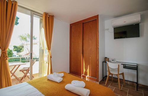 Retur House | Pé na Areia