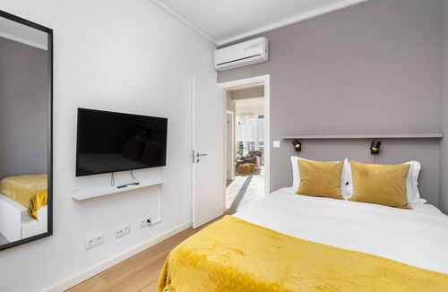 Lisbon Old Town Apartment | 270 Panoramic View Premium Apartment