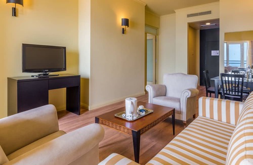Lombo do Doutor Resort | Calheta Beach - All Inclusive