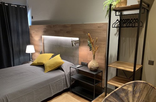 Patroves House | Lost & Found - Guesthouse & Suites