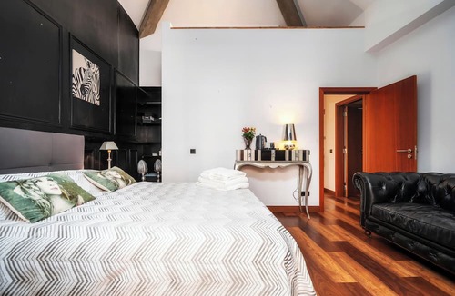 Faro City Centre House | Oakmoon House