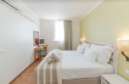 Alporchinhos Hotel | Pestana Viking Beach & Spa Resort