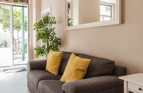 Sao Jorge de Arroios House | Vila Garden Guesthouse