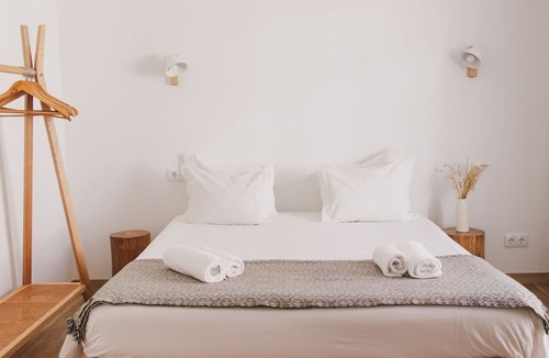 Vila do Bispo Bed & Breakfast | Pure Flor de Esteva
