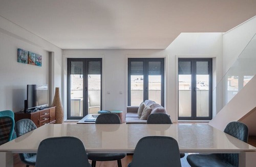 Bonfim Apartment | COMFY PORTO - Charming flat with terrace located in Porto centre