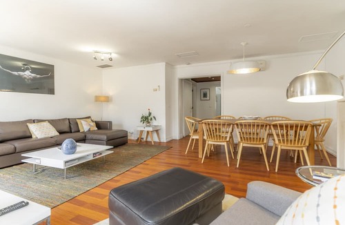 Sacramento Apartment | LV Premier Chiado CH2- Balcony, Spacious, Elevator