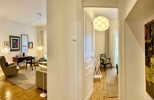 Alfama Apartment | Spirit of Art - A Modern Artistic House in Historic Alfama