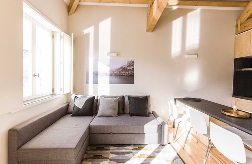 Centro / Baixa Apartment | D. Luís I - Duplex apartment with river view