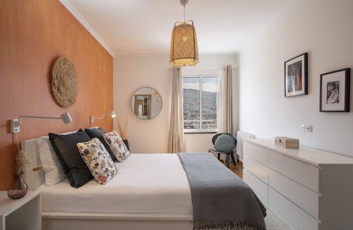 Se Apartment | Jasmineiro I, sea and mountain views