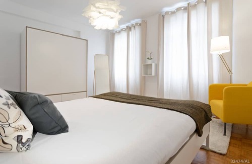 Santa Luzia Apartment | Elias Garcia II, apartment in the city center