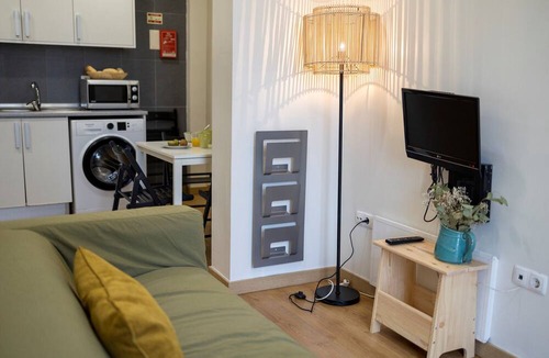 Se Apartment | Comfortable apartment with two bedrooms, fully equipped, very close to the center of Lisbon in the traditional Alfama district.