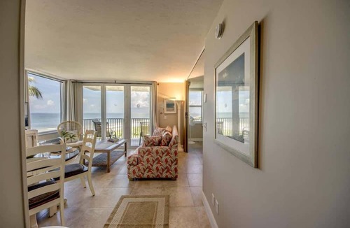 South Island Condo | Estero Beach & Tennis Club #306A Beachfront Condo